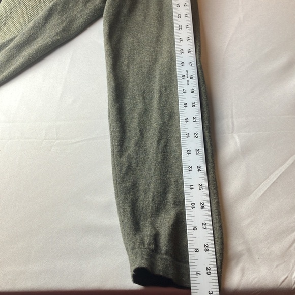 Eddie Bauer 1/4 Zip Sweater Sz XL Olive Green See Photos for Measurements - Picture 9 of 10